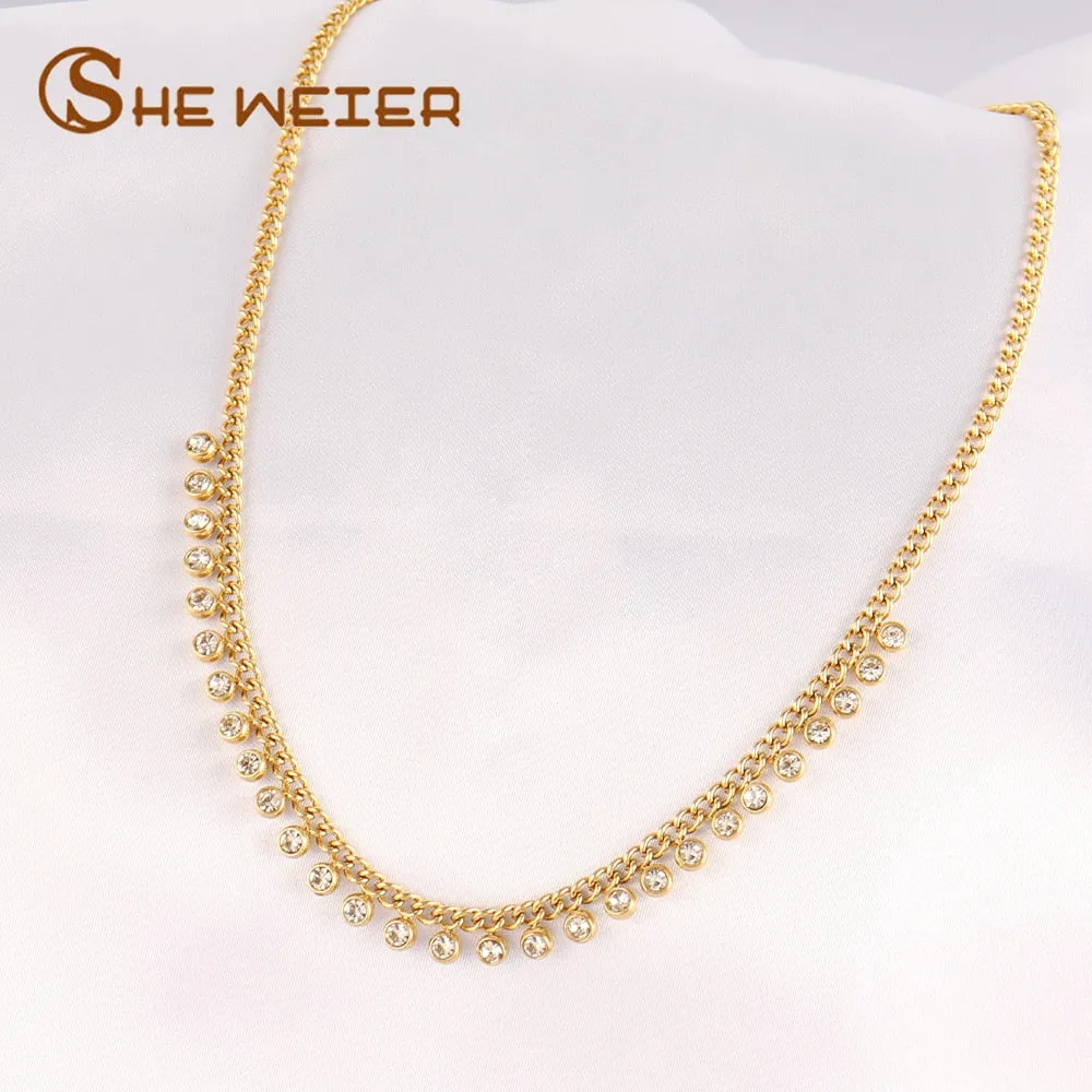 Round Geometric Pendant Necklace Choker